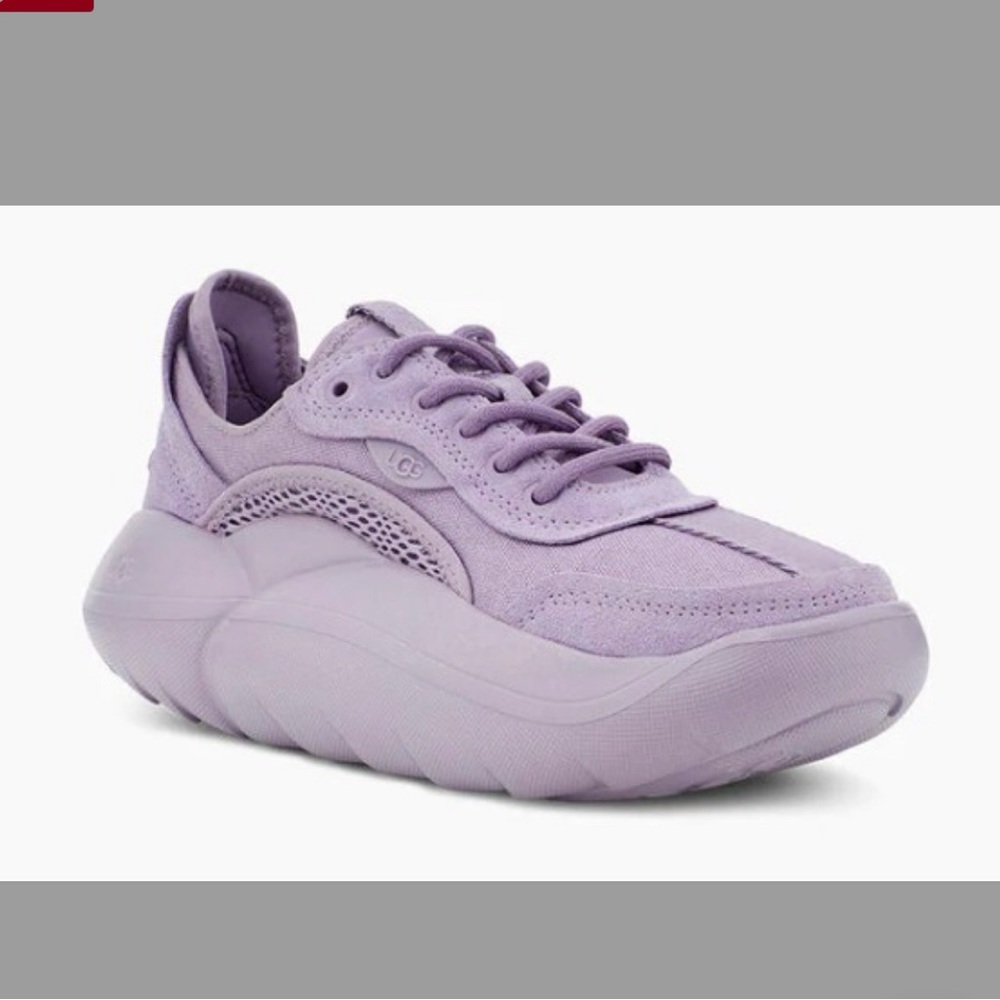 EUC! UGG LA Cloud Lilac Sneakers. Size 6
